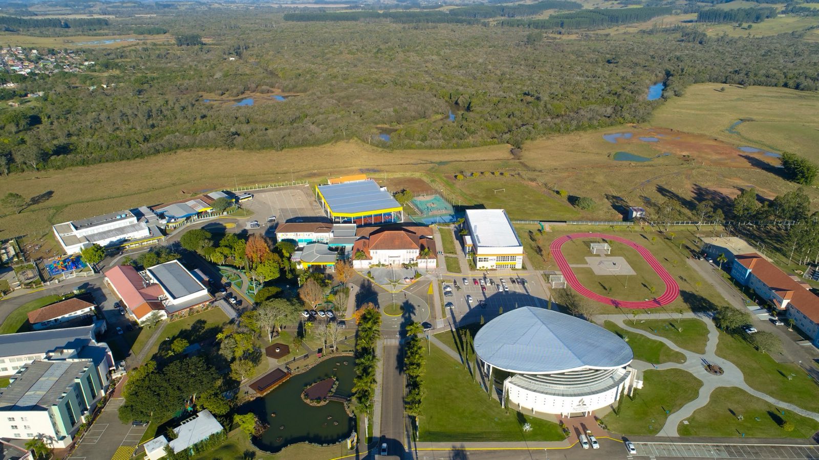Vista aérea do campus do Instituto Adventista Cruzeiro do Sul